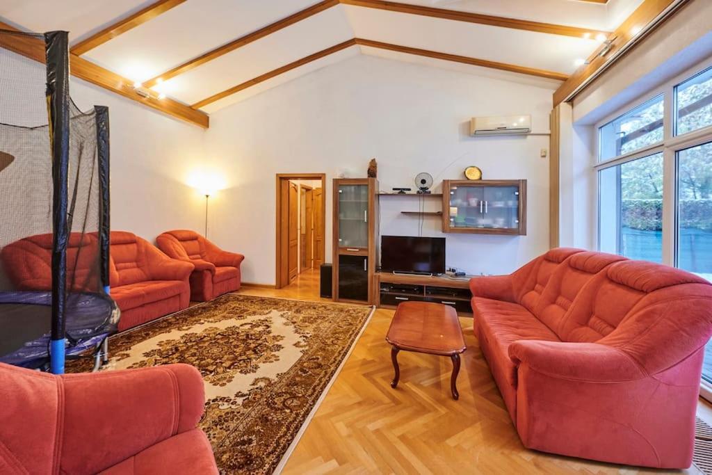 Family Apartman